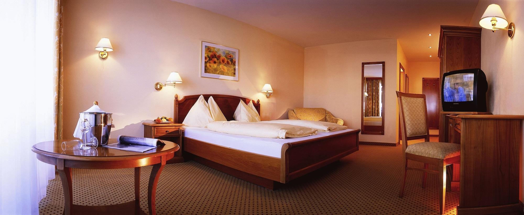 Falkensteiner Aktiv & Familienhotel Cristallo Superior คัทช์แบร์กเฮอเฮอ ภายนอก รูปภาพ