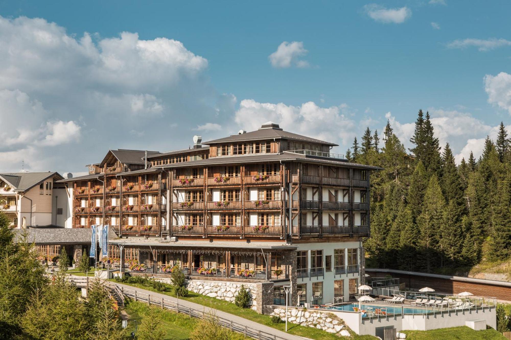 Falkensteiner Aktiv & Familienhotel Cristallo Superior คัทช์แบร์กเฮอเฮอ ภายนอก รูปภาพ